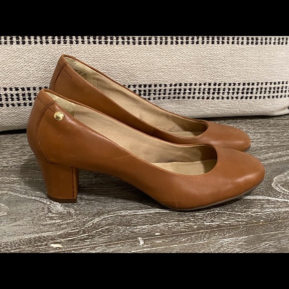 Hush puppies short heels - Picture 7 of 8